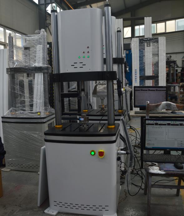 旋轉(zhuǎn)彎曲疲勞試驗機