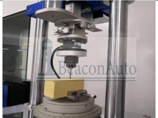 金屬接骨螺釘?shù)妮S向撥出和扭轉(zhuǎn)旋入與生物旋出力學(xué)測試機